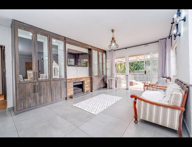 4 BEDROOM HOUSE FOR SALE IN ROBINDALE